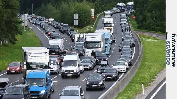 Spritpreise bremsen Autofahrer: Weniger Fahrten auf Autobahnen