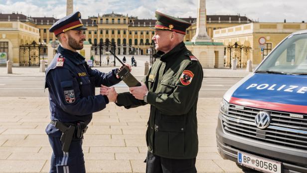 „Von Kollegen – Für Kollegen“: Wiener Polizeikalender präsentiert