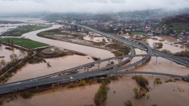 Heftige Überschwemmungen in Bosnien: Sarajevo ohne Strom
