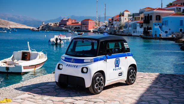 Warum die Polizei auf der Insel Chalki jetzt Citroën Ami fährt