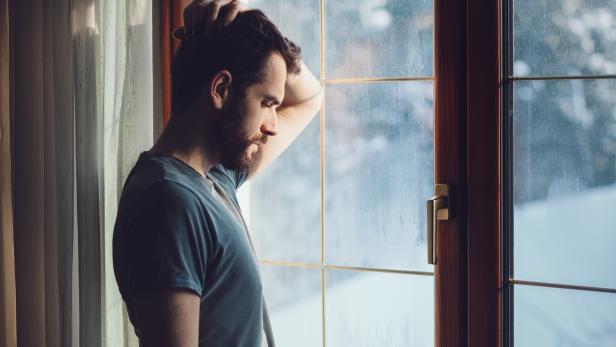 Psychologie der Trennung: Plagt Herzschmerz Männer stärker?