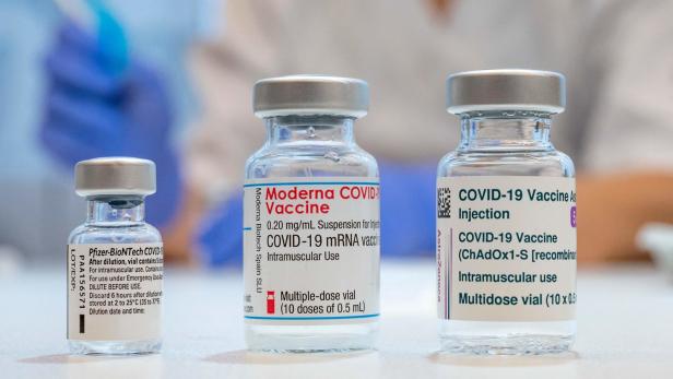 Kurz nach der Covid-19-Impfung können temporär harmlose Impfreaktionen auftreten.
