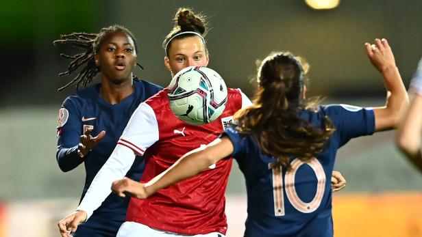 FBL-EURO-2021-WOMEN-AUT-FRA