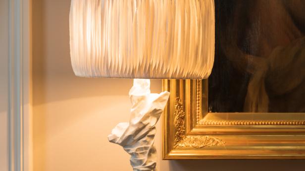 Kunstvoller Lichtspender: Dies Lampe verschönert ihr Heim