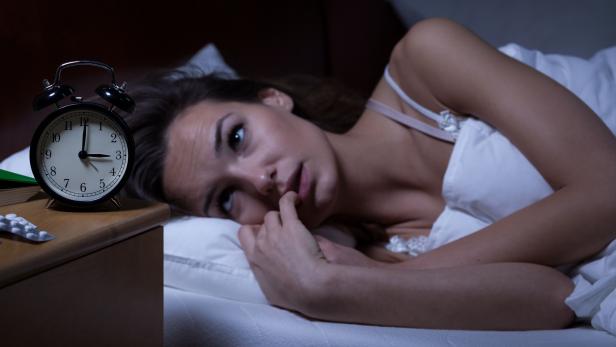 Studie zu Covid-19: Tragen Schlafprobleme zu schweren Verläufen bei?