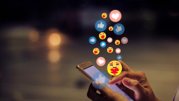 Studie: Emojis richtig deuten dauert länger als Wörter lesen