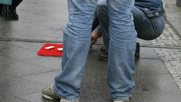 Polizei sucht mutmaßlichen Hütchenspieler aus der Mariahilfer Straße