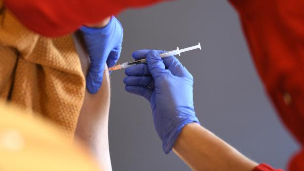 Im Landesimpfzentrum St. Pölten wird in der Silvesternacht geimpft