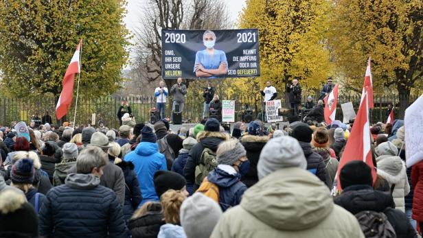 Verschwörungstheoretiker wegen Sozialhilfe-Betrugs verurteilt