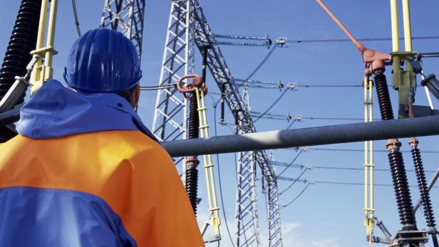 Deutschland will den freien Stromfluss nach Österreich reduzieren, um die Leitungen zu entlasten.