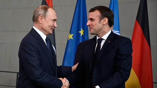 Macron und Putin wollen Deeskalation an polnischer Grenze zu Belarus