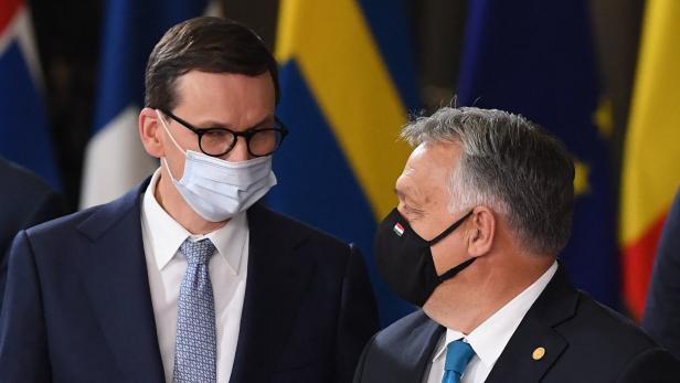 Polens Premier Morawiecki und Ungarns Regierungschef Orban