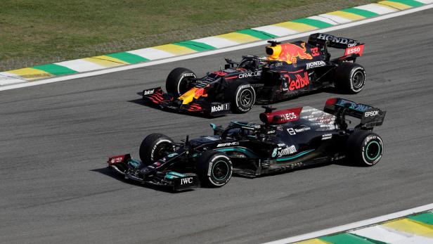 Formel-1-Duell gewinnt an Schärfe: Mercedes-Protest gegen Verstappen