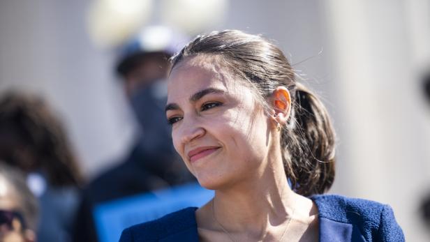 AOC calls for more high speed rail funding in DC