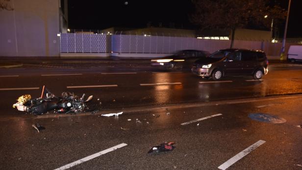 Mopedfahrer nach Verkehrsunfall in Liesing schwer verletzt