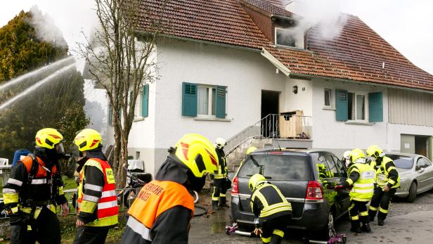 Vorarlberg: Heizstrahler dürfte tödlichen Brand ausgelöst haben