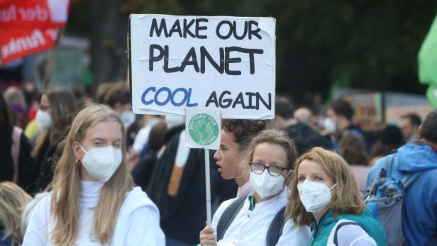 Ein Jahr Rot-Pink: Beim Klimaschutz geht es noch immer zu langsam
