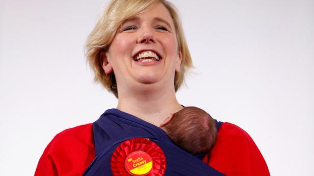 Riesen-Aufregung um Baby im britischen Unterhaus