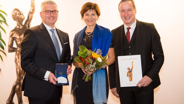 Raiffeisenlandesbank Oberösterreich als „Bank des Jahres“ ausgezeichnet