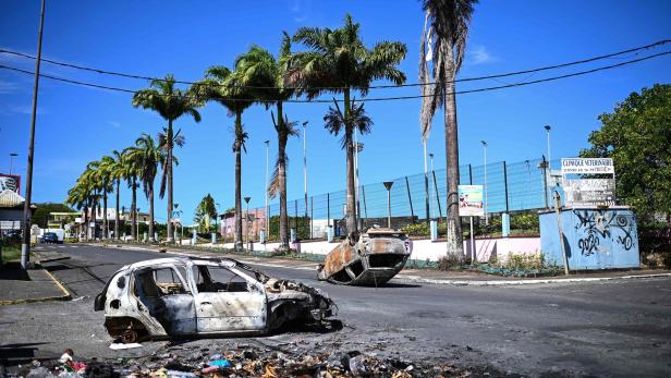 Chaostage auf der französischen Karibikinsel Guadeloupe