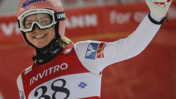 ÖSV-Skispringerin Sara Kramer siegt mit Rekordvorsprung