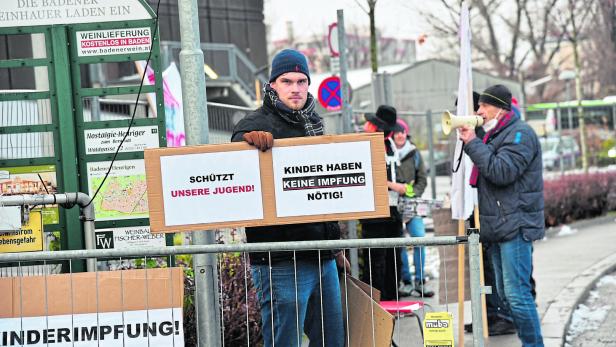 Der Protest beim Landesklinikum in Baden regt die Politik auf