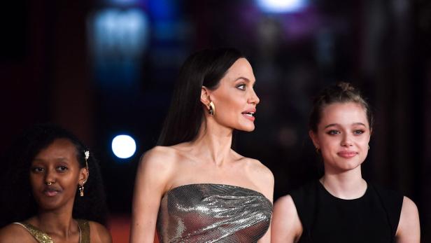 Internet-Streit um Shiloh Jolie-Pitt: Ganz die Mama oder doch der Papa?