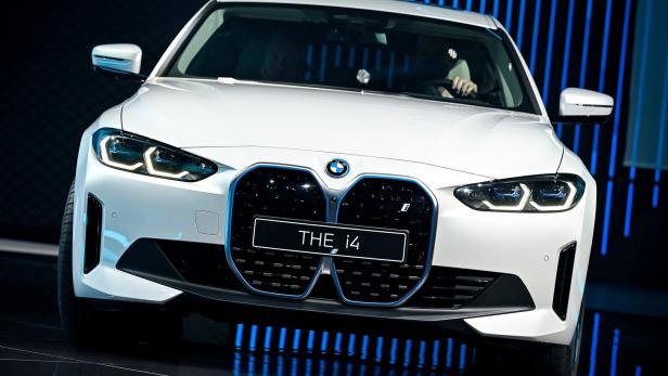 BMW plant Zusatzschichten wegen hoher Nachfrage nach E-Auto i4
