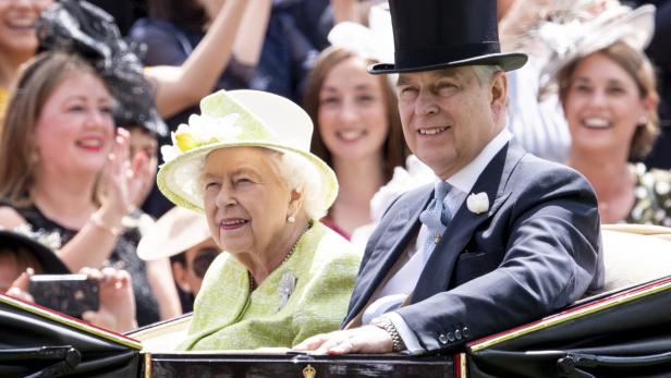 Epstein-Skandal: Neues Foto belastet die Queen