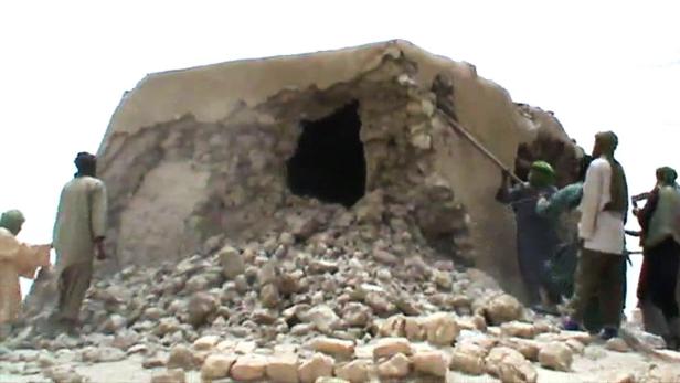 Dschihadisten zerstören einen Schrein in Timbuktu