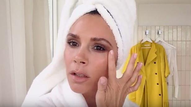 Victoria Beckham zeigt ihr 5 Minuten-Makeup