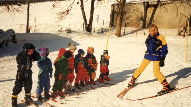 Erinnerung an einen der ersten Skikurse der Skischule Wien im Jahr 1998.