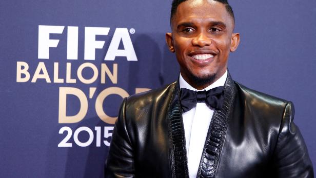 FILE PHOTO: Cameroon soccer player Eto'o arrives for the FIFA Ballon d'Or 2015 awards ceremony in Zurich