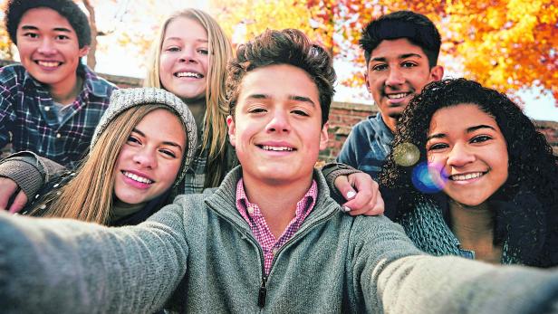 „Aber zuerst machen wir ein Selfie“.