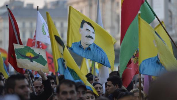 Eine Kurden-Demo am Stephansplatz dürfte von Türken gestört worden sein