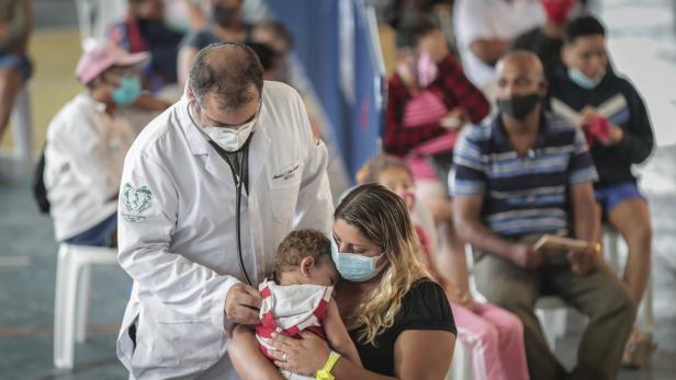Ein Zentrum für die Behandlung von Influenza-Patienten in Rio de Janeiro: Die Zahl der Grippe-Fälle übersteigt jene der Covid-19-Fälle.