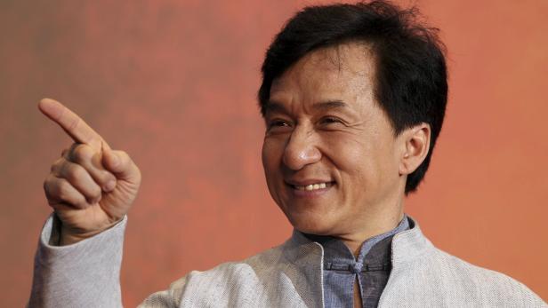 2013 starb neben Lothar Matthäus und Megan Fox auch Jackie Chan den Scheintod. Angeblich machte dem 59-Jährigen ein Herzinfarkt den Garaus.
