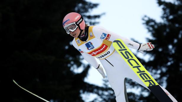 ÖSV-Skispringerin Kramer gewinnt die Premiere der Silvestertour