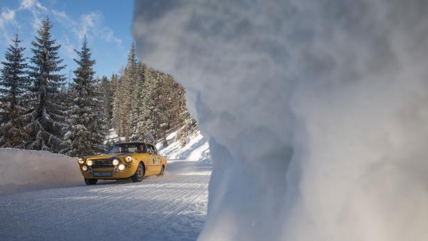 Oldies im Schnee - Start zur 25. Planai-Classic