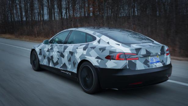 Tesla Model S schafft mit neuartigem Akku 1.200 Kilometer Reichweite