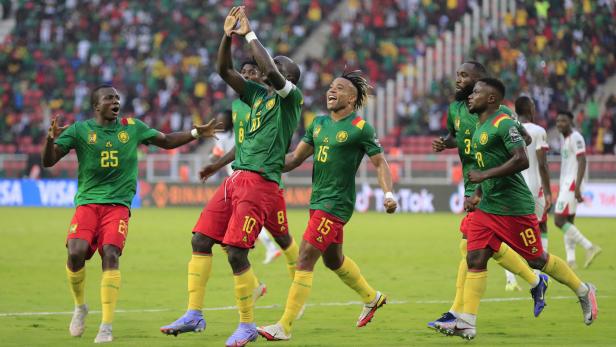 Kamerun und Corona gehört die erste Schlagzeile beim Afrika-Cup