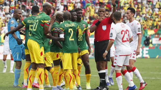 Skandal beim Afrika-Cup: Schiedsrichter pfiff zwei Mal zu früh ab