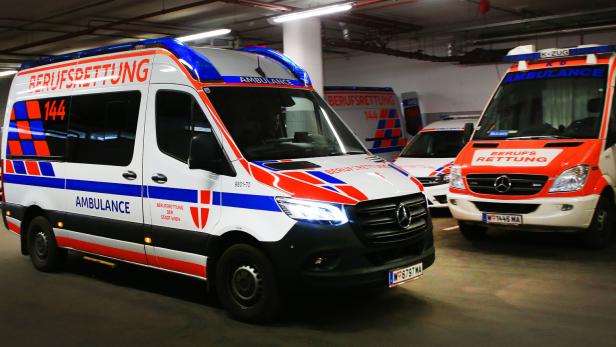 Zwei Kinder nach Frontal-Crash in Wien-Liesing verletzt