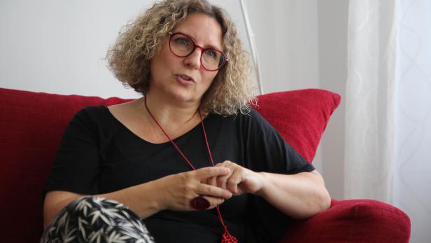 Sektenforscherin: "Man muss denen den Geldhahn abdrehen"