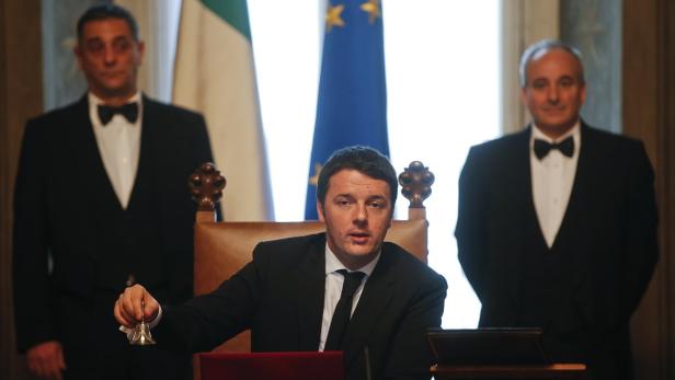 Premier Renzi läutete am Samstag seine erste Regierungssitzung ein.