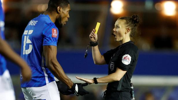 FA Cup Third Round - Birmingham City v Plymouth Argyle Keine Gelbsperre in den europäischen Play-off-Spielen