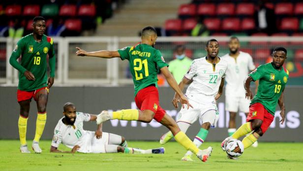Kamerun und Gambia im Afrika-Cup-Viertelfinale