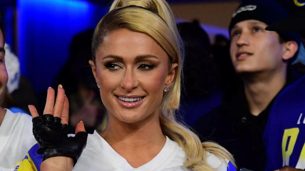 Paris Hilton verrät, wie ihre Tochter heißen soll