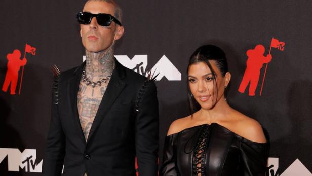 Kourtney Kardashian und Travis Barker