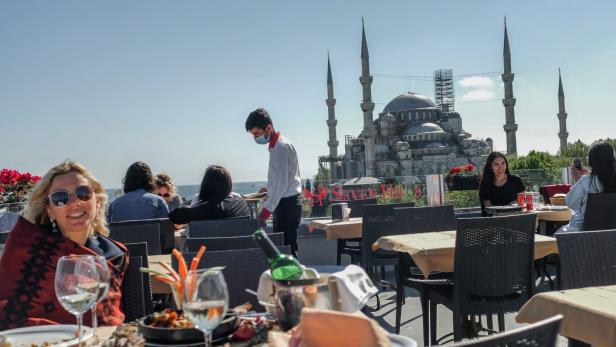 Kein Bier mehr am Bosporus: Wo in Istanbul Alkohol plötzlich verboten ist